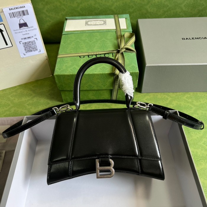Handbag Gucci 5935461 size 23*15*10 cm