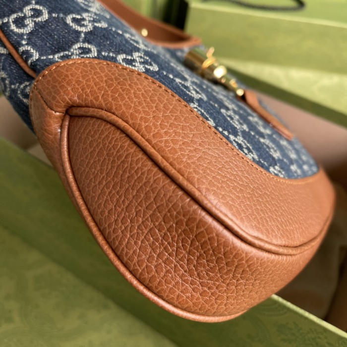 Handbag Gucci 636706 size 28*19*4.5 cm