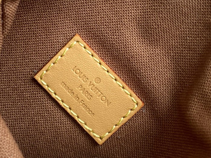 Handbag Louis Vuitton M80874 size 14.5*18*6.5 cm
