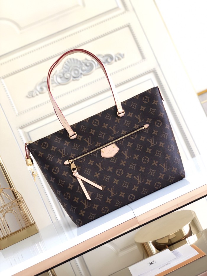 Handbag Louis Vuitton M42267 size 42/27/17 cm