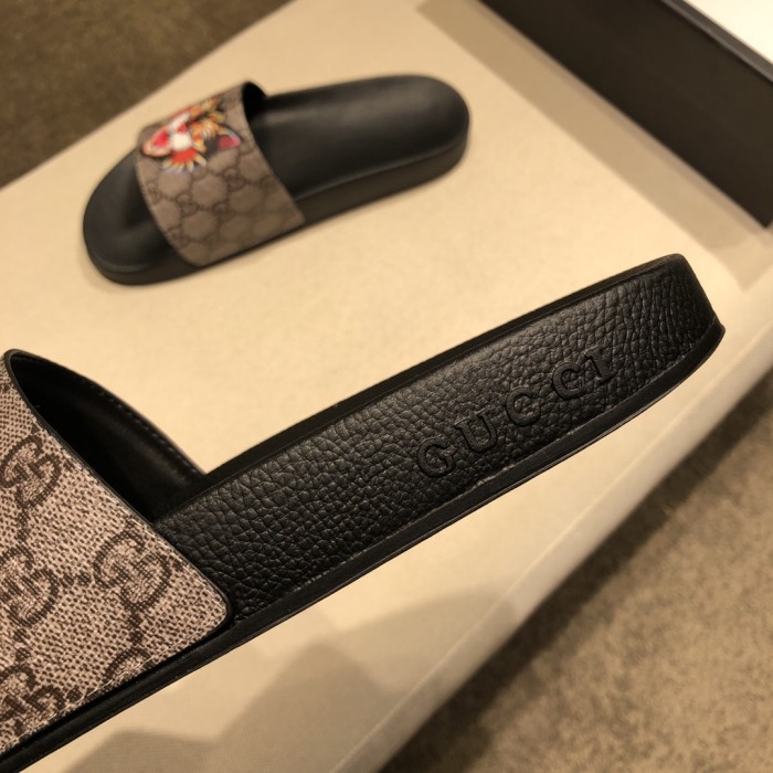 Gucci Slippers 36