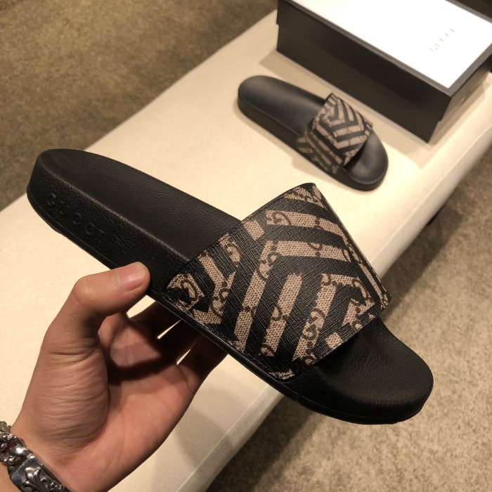 Gucci Slippers 39