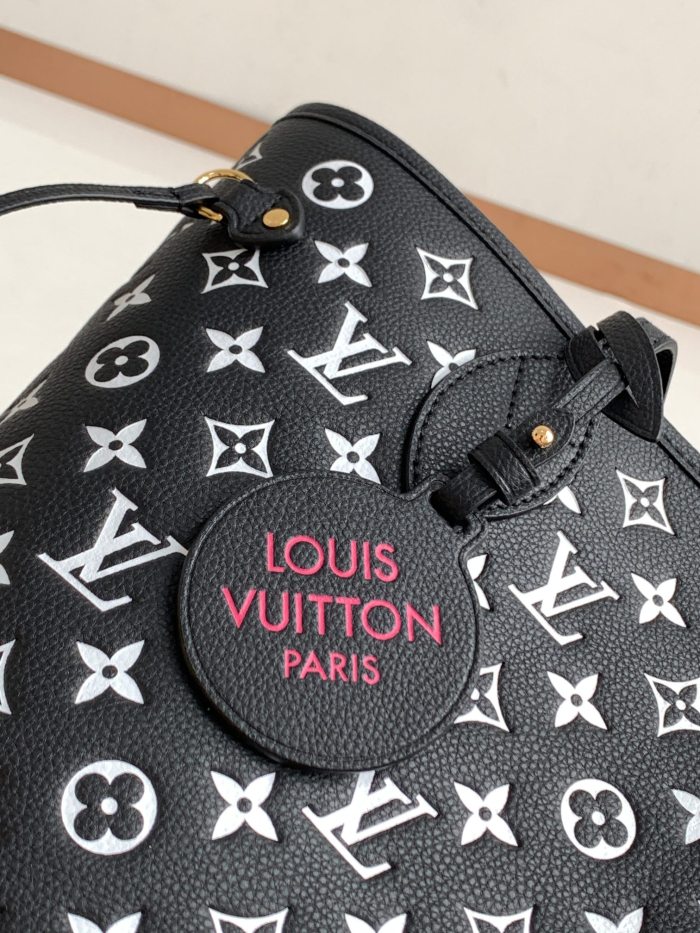 Handbag Louis Vuitton M46103 size 31 x 28 x 14 cm