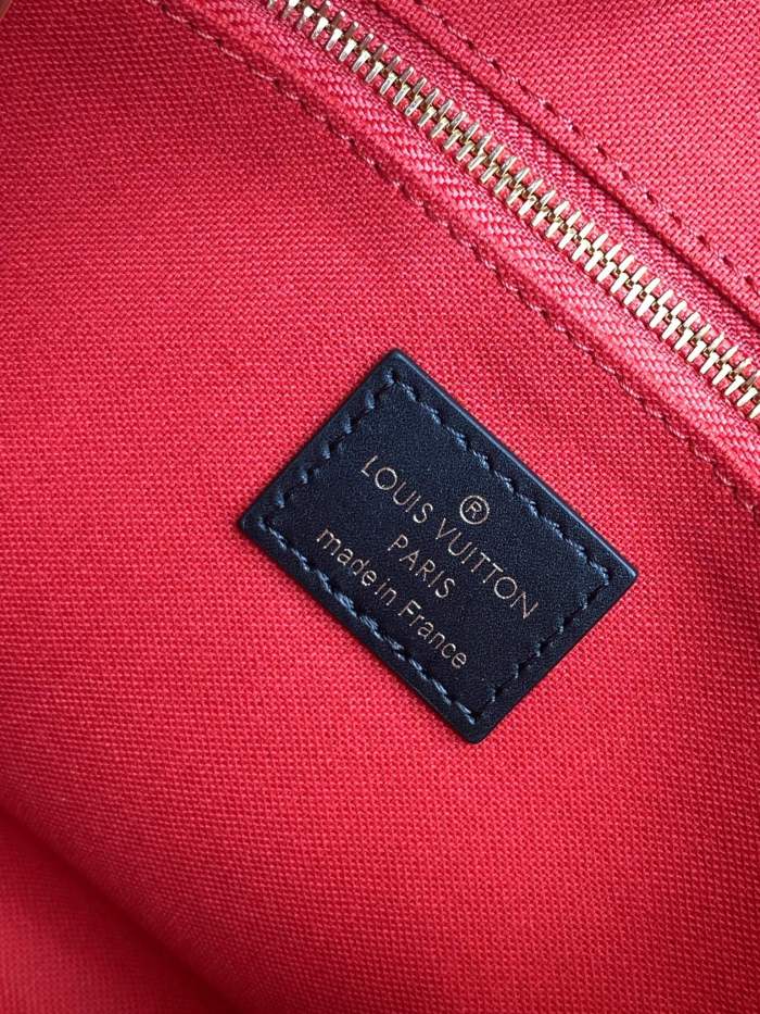 Handbag Louis Vuitton M44654 size 25-19-11.5 cm