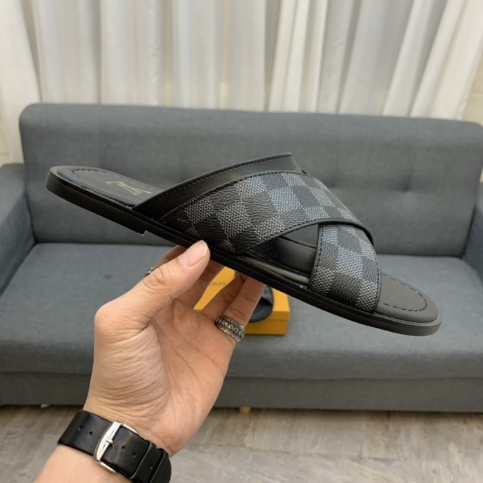 Louis Vuitton Slipper 142