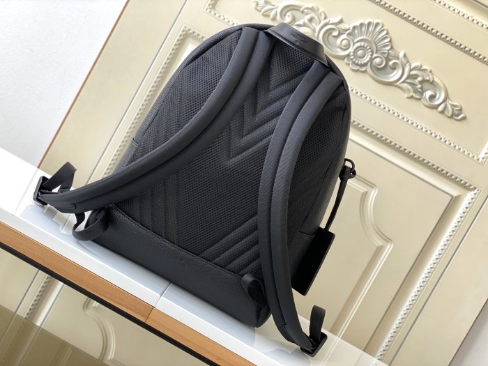 Handbag Louis Vuitton M57079 size 43 x 30 x 14 cm