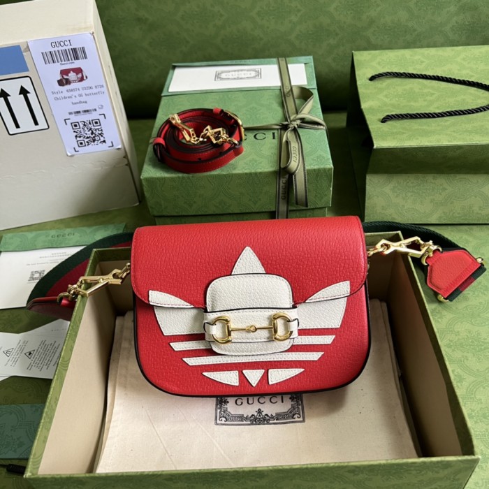 Handbag Gucci 658574 size 20*14*5 cm