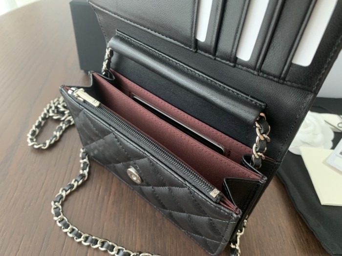 Handbag Chanel size 15cmx10cm x3.5 cm