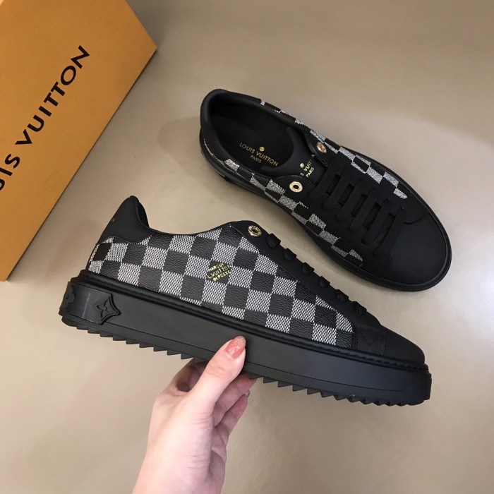 Louis Vuitton Low Top sneaker 20