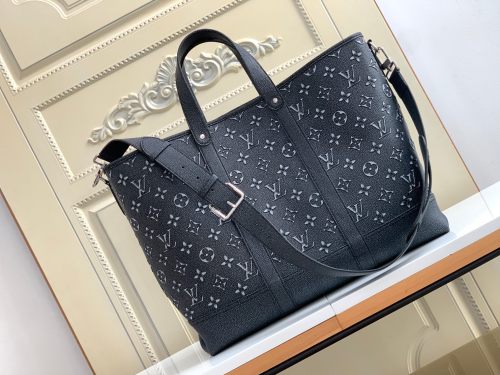 Handbag Louis Vuitton M21371 size 60 x 37 x 15.5 cm