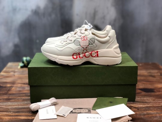 Gucci Rhyton sneaker 19