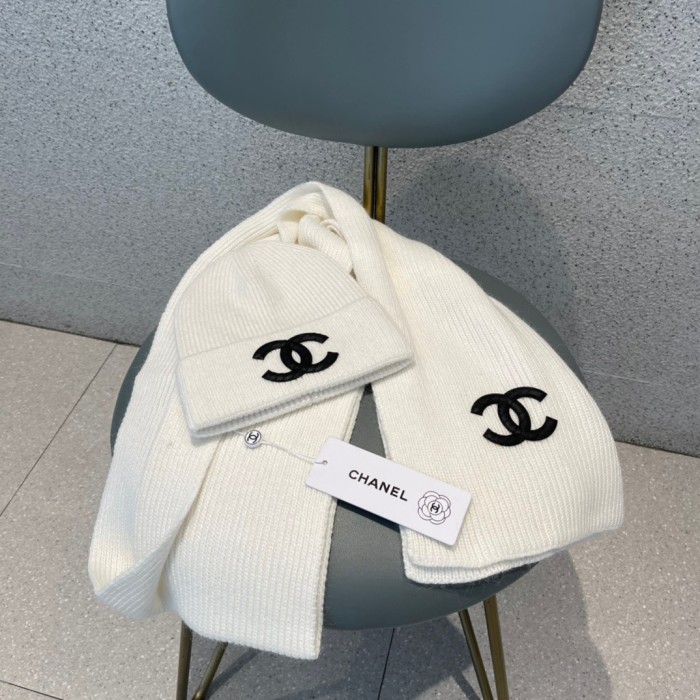 Hat & Scarf Chanel 4