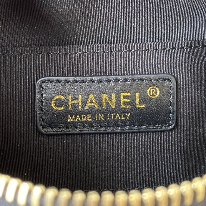 Handbag Chanel AS2856 size 18x14x7 cm