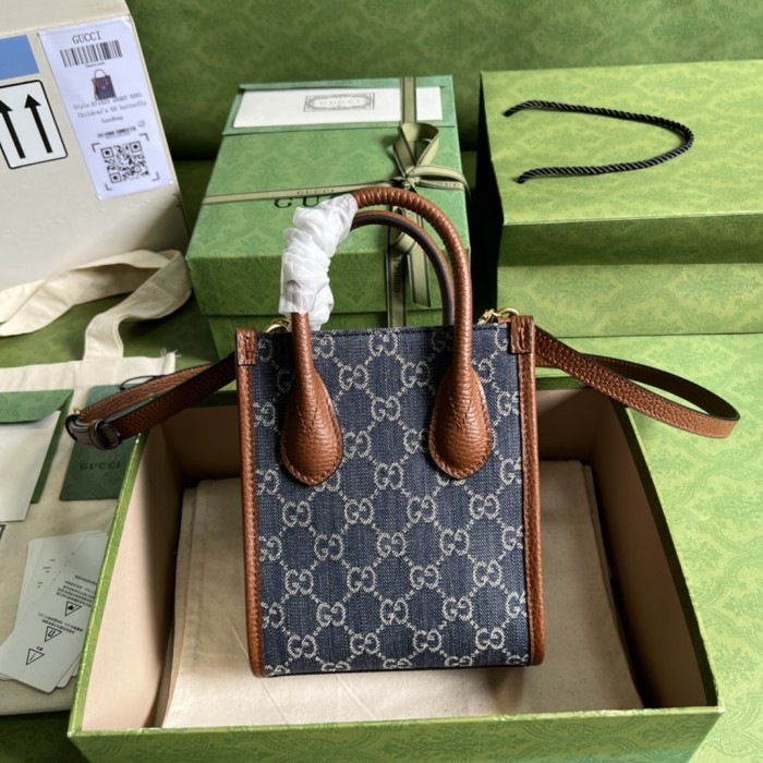 Handbag Gucci 671623 size 16*20*7 cm