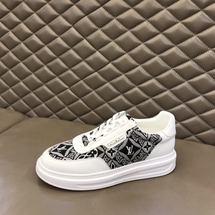 Louis Vuitton Low Top sneaker 2