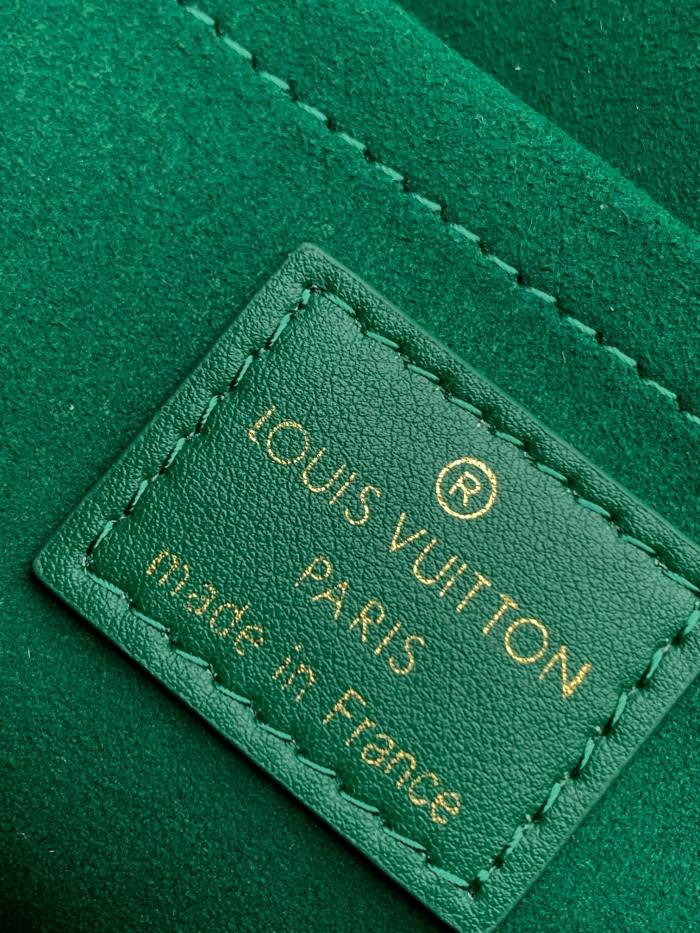 Handbag Louis Vuitton M58664 size 24x14x9 cm