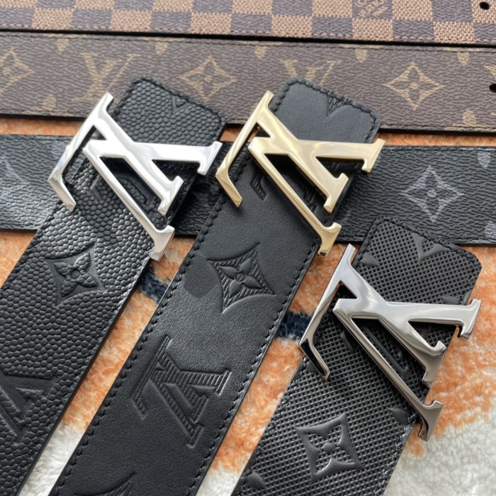 Louis Vuitton Belt 9 (width 4cm)