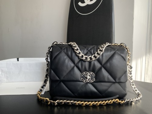 Handbag Chanel size 26cmx16cmx9 cm