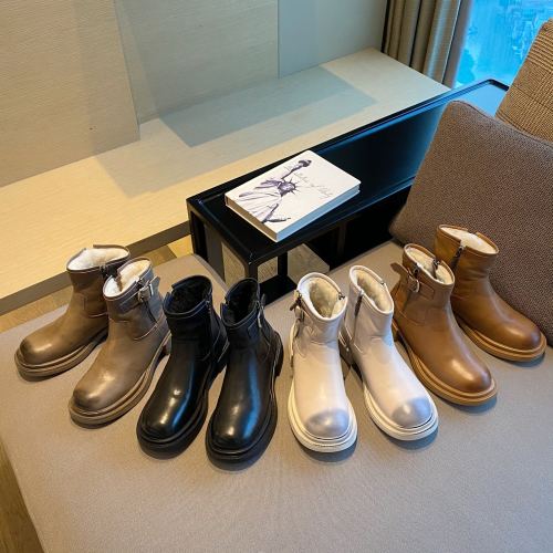 UGG Sneaker 5