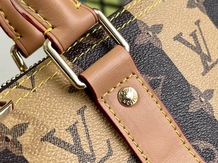 Handbag Louis Vuitton M40567 size 50 x 29 x 22cm