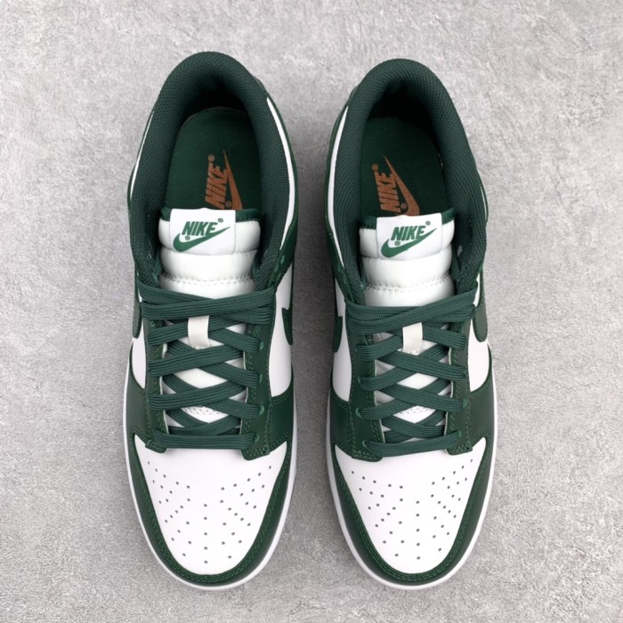 Nike Dunk Low Vintage Green (W)