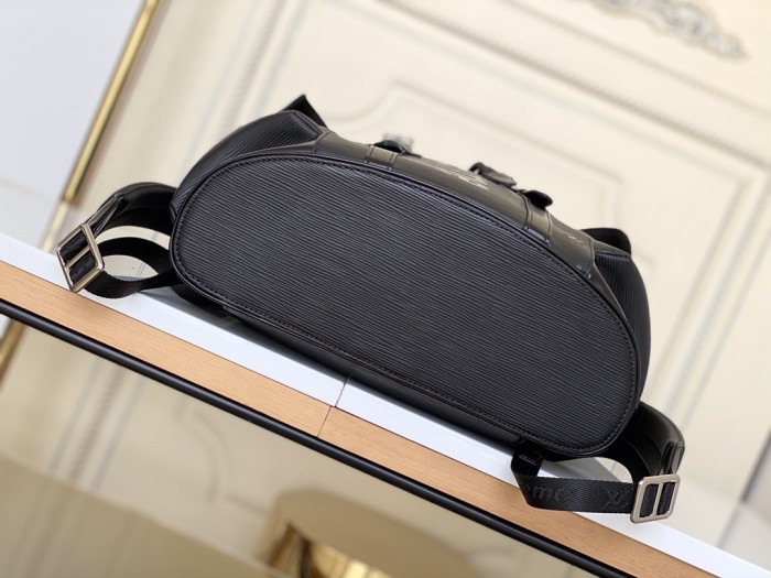 Handbag Louis Vuitton M41709 size 34*13*47 cm