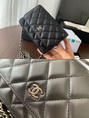 Handbag Chanel size 15cmx10cm x3.5 cm