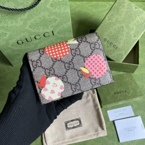 Handbag Gucci 663922 size 11*8.5*3 cm