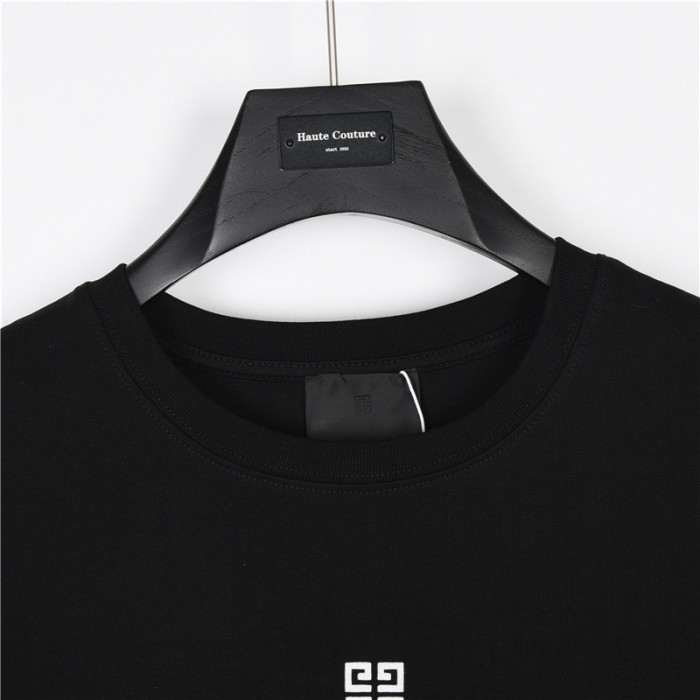 Clothes Givenchy 10