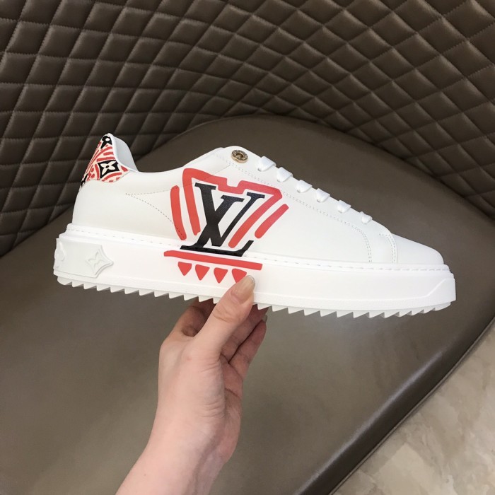 Louis Vuitton Low Top sneaker 16