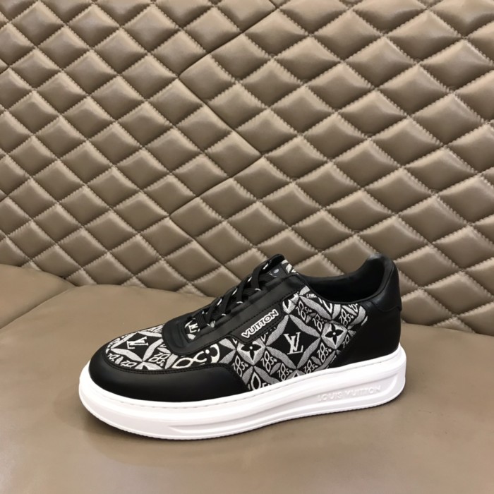 Louis Vuitton Low Top sneaker 1