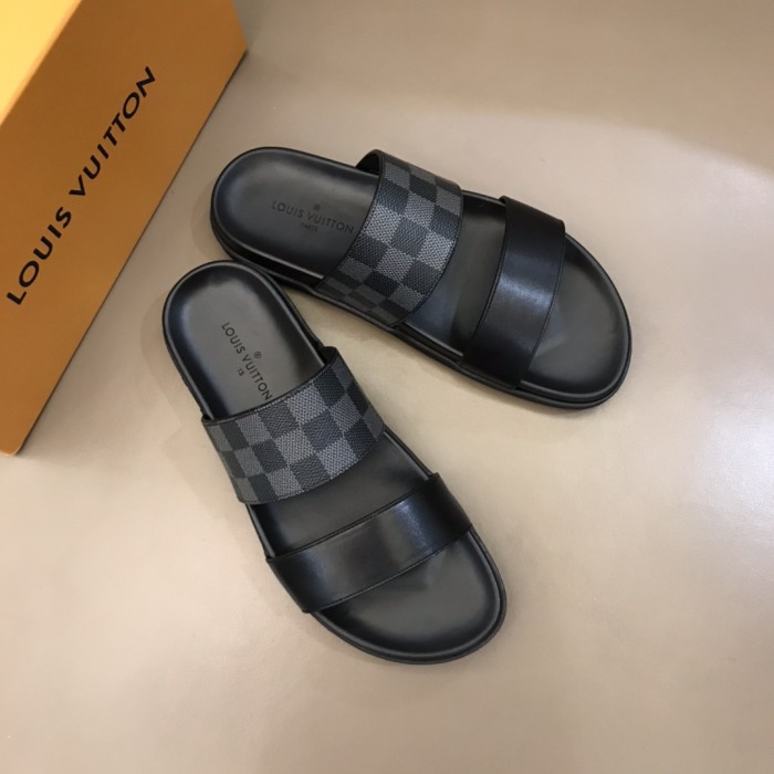 Louis Vuitton Slipper 63