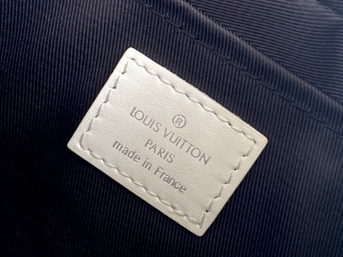 Handbag Louis Vuitton 44480 size 18.5 x 13 x 8 cm