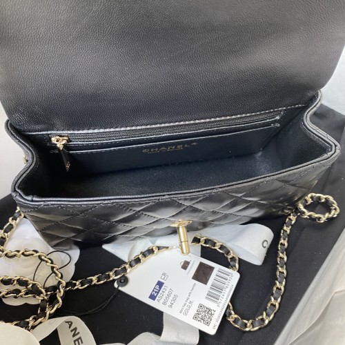 Handbag Chanel AS2431 size 20x12x6 cm