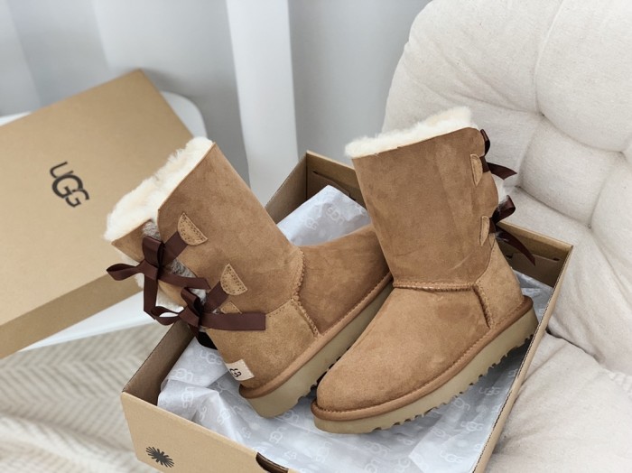 UGG Sneaker 28