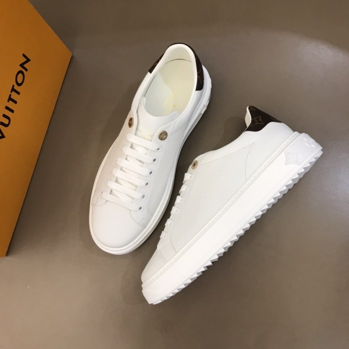 Louis Vuitton Low Top sneaker 50