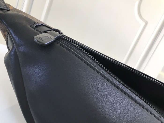 Handbag Louis Vuitton M44336 size 47.0 x 20.0 x 9.0 cm