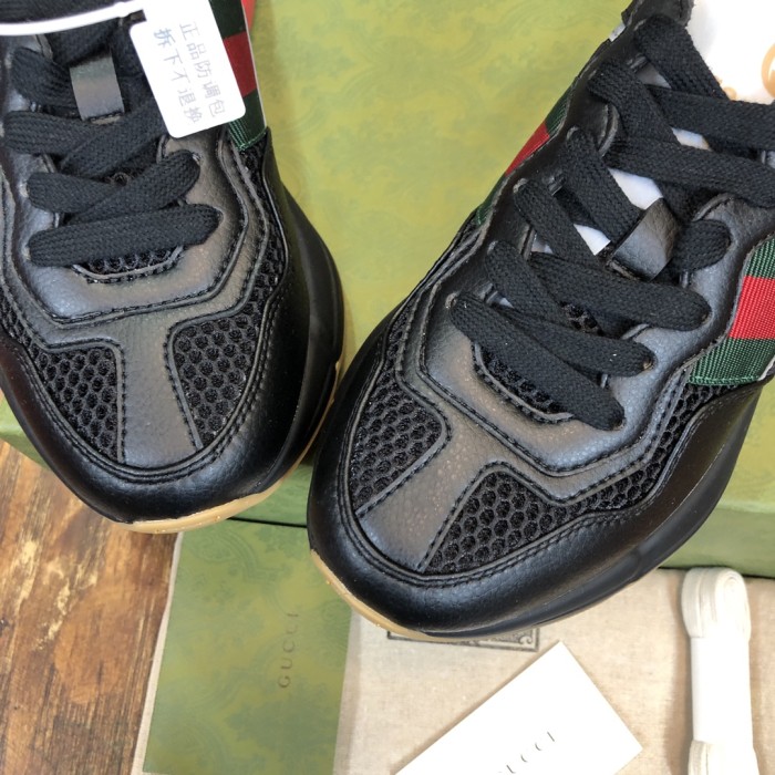 Gucci Rhyton sneaker 11