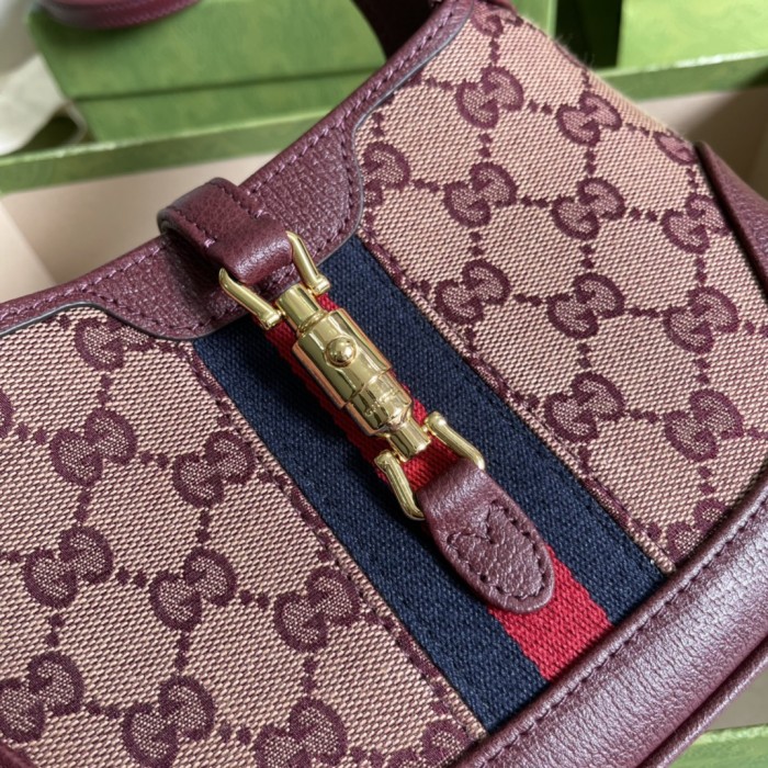 Handbag Gucci 637092 size 19*13*3 cm