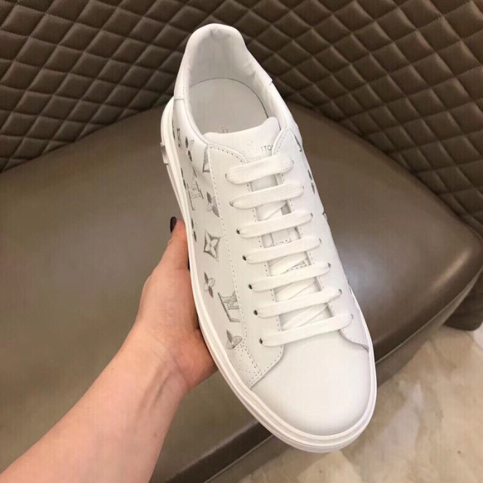 Louis Vuitton Low Top sneaker 32