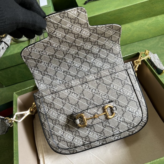Handbag Gucci 658574 size 20.5*14*5 cm
