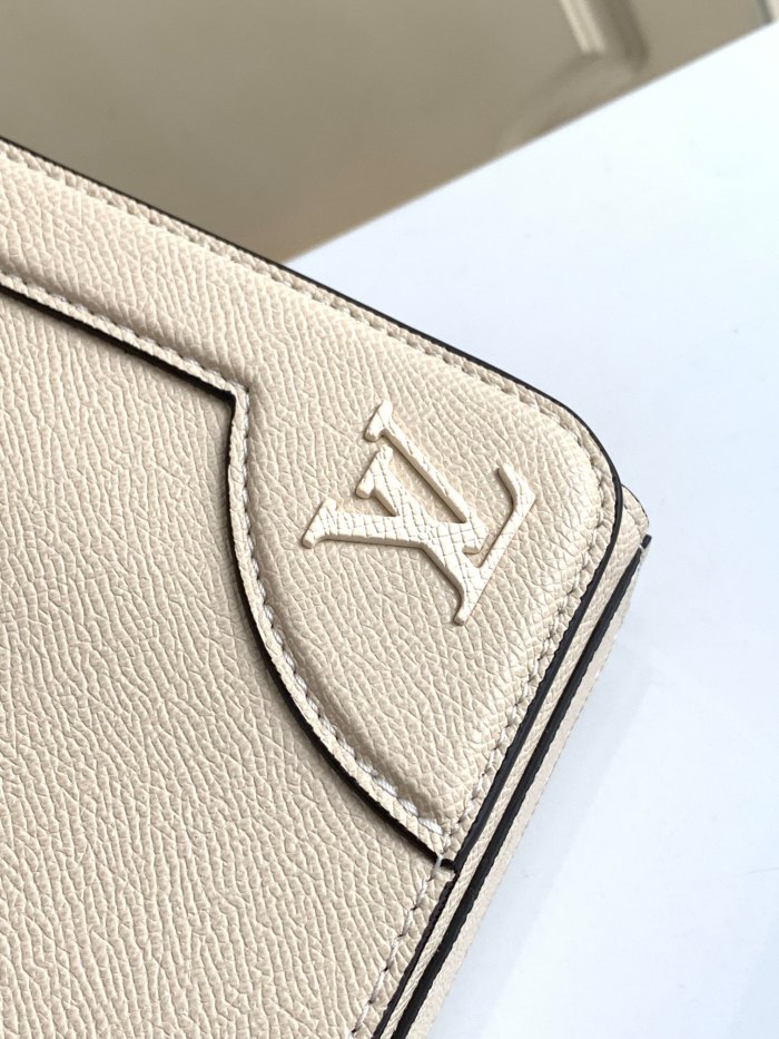 Handbag Louis Vuitton M30813 size 28.3 x 18.3 x 4.3 cm
