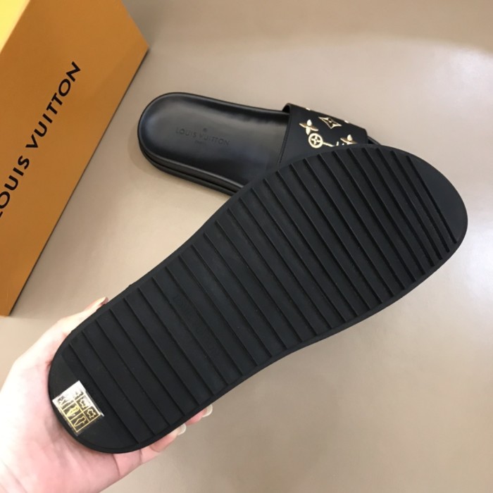 Louis Vuitton Slipper 86