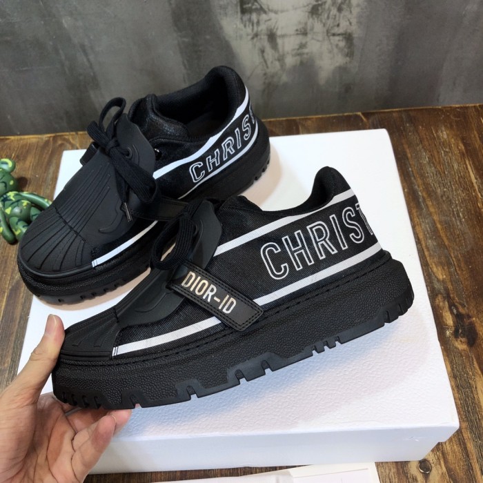 Dior DIOR-ID Sneaker 17