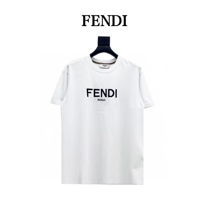 Clothes Fendi 22
