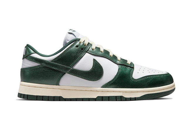 Nike Dunk Low Vintage Green (W)