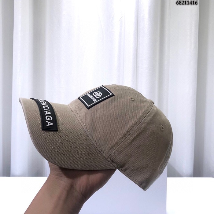 Hat Balenciaga 2