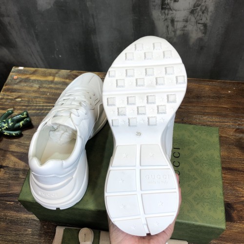 Gucci Rhyton sneaker 16