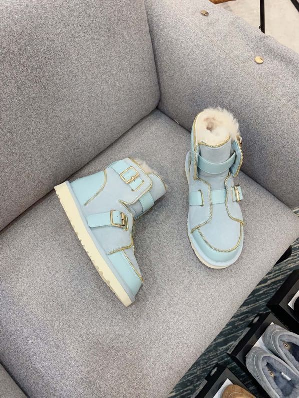 UGG Sneaker 35