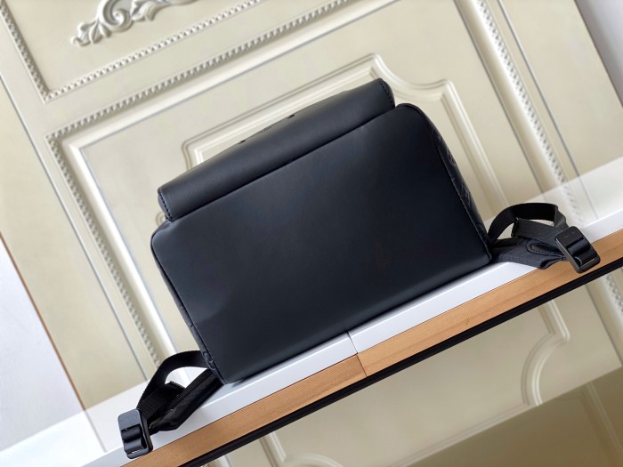 Handbag Louis Vuitton M46109 size 33 x 41 x 18 cm